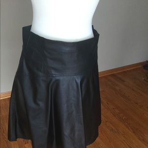 - BCBG A-Line  Black Faux Leather Skirt Size…